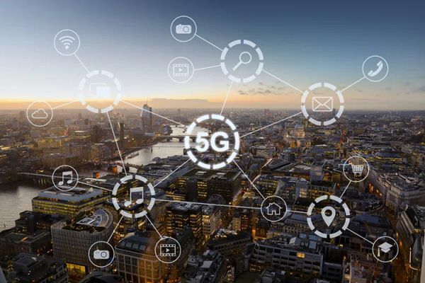 非蜂窝,免许可无线电标准 DECT-2020 NR 现在是 5G 标准的一部分.DECT-2020 NR运行在全球免许可的1.9GHz频段,这意味着您可以在没有频率规划及频谱租赁成本的情况下搭建网络